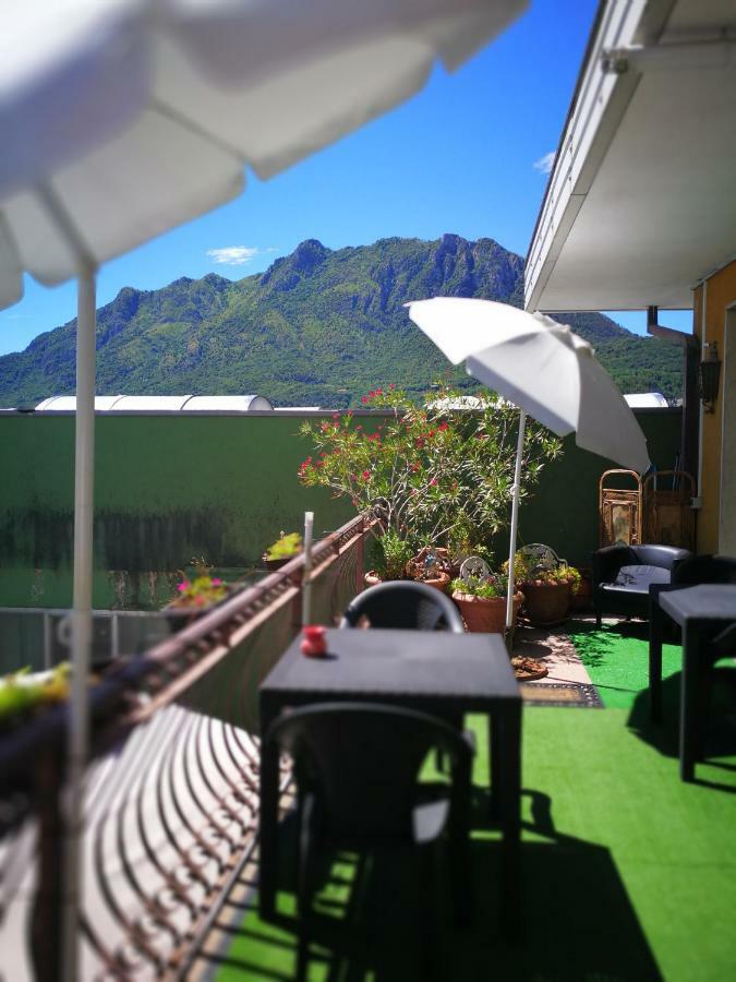 B&B Il Giardino Delle Fate Lecco Bagian luar foto
